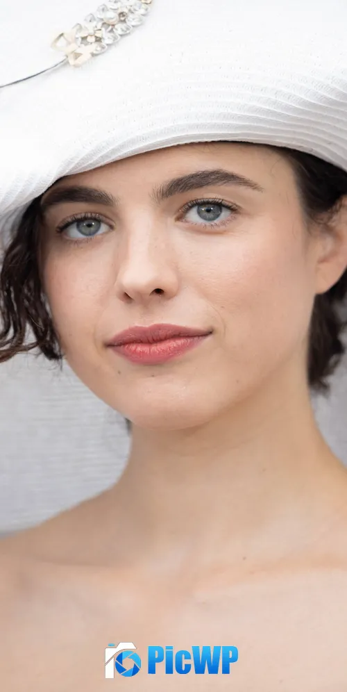 Margaret Qualley Cannes Film Festival 3K Mobile Wallpaper