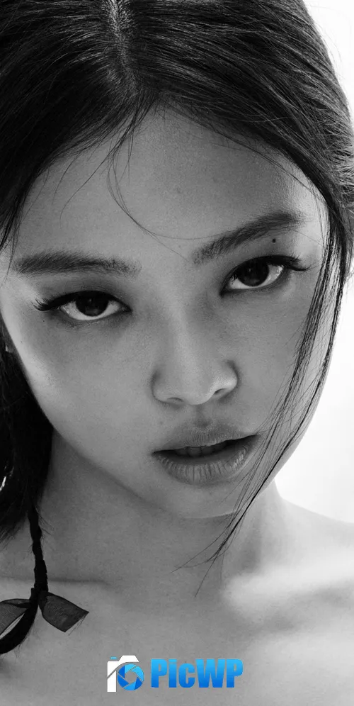 Jennie Closeup 3K Mobile Wallpaper