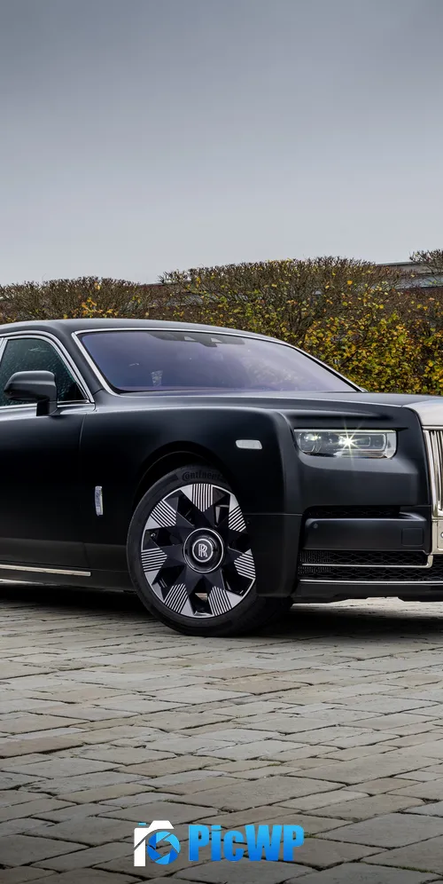 Rolls-Royce Phantom EWB Dragon 2025 3K Mobile Wallpaper