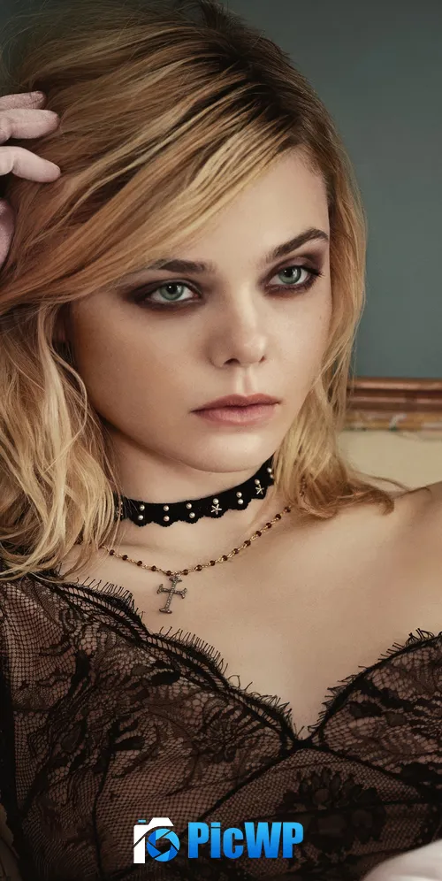 Elle Fanning Vogue Magazine 3K Mobile Wallpaper