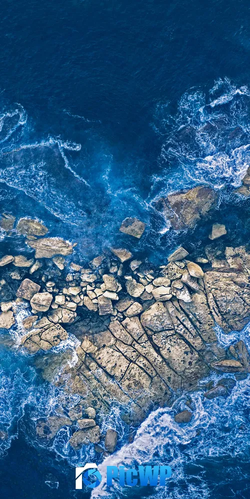 Heart shape Rock island 3K Mobile Wallpaper