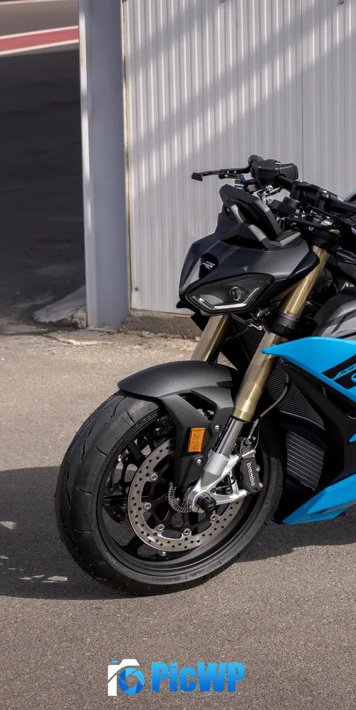 BMW S1000R Sport 3K Mobile Wallpaper
