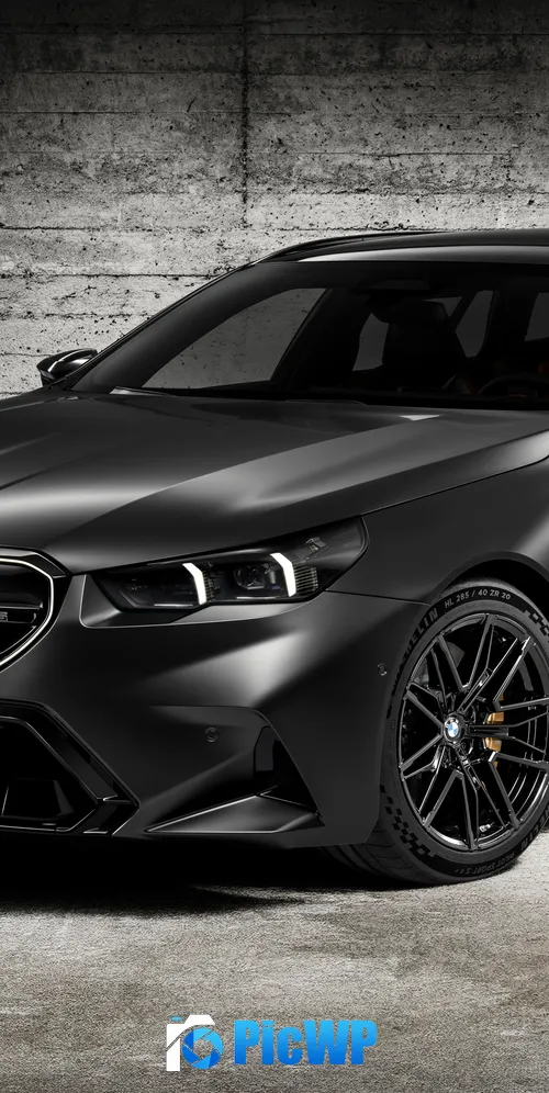 BMW M5 Touring 2024 3K Mobile Wallpaper