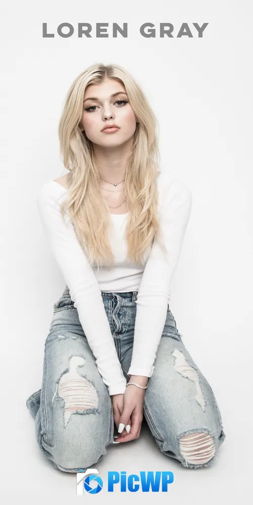 Loren Gray 3K Mobile Wallpaper