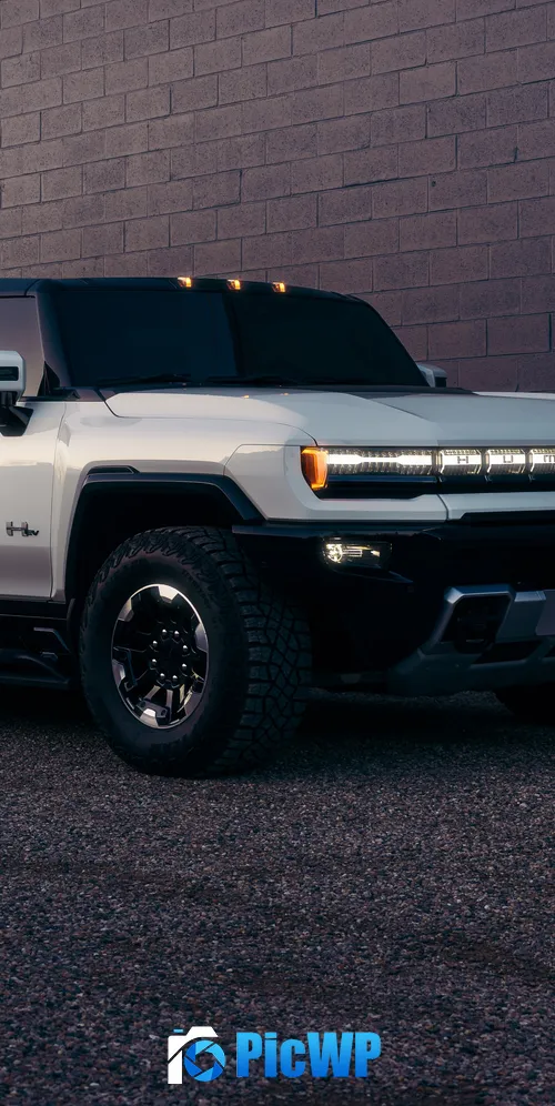 GMC Hummer EV Pickup 3K Mobile Wallpaper