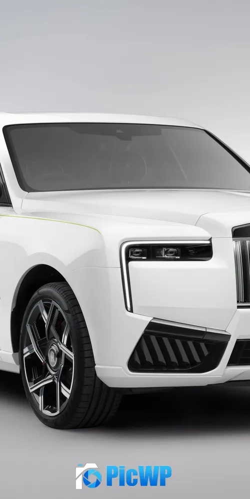 Rolls-Royce Black Badge Cullinan Series II 3K Mobile Wallpaper