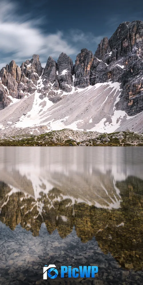 Laghi dei Piani Lake Italy 3K Mobile Wallpaper