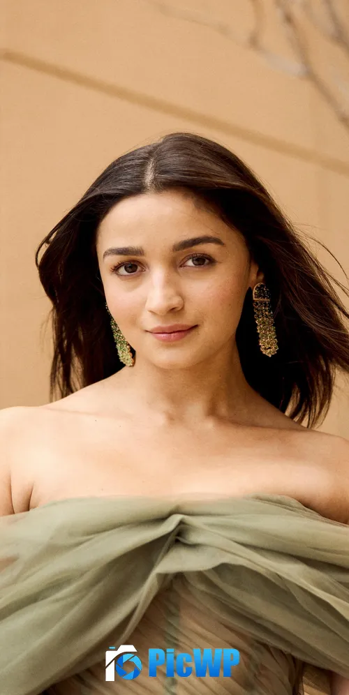 Alia Bhatt 2024 3K Mobile Wallpaper