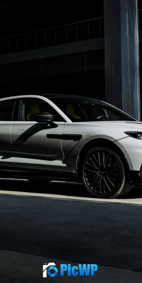 Aston Martin DBX707 3K Mobile Wallpaper