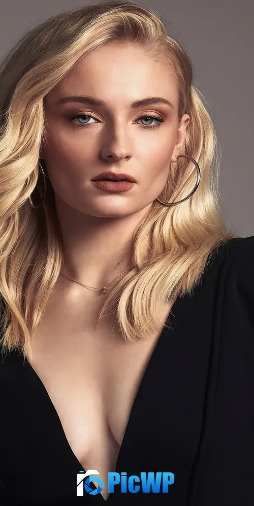 Sophie Turner Fashion model 3K Mobile Wallpaper
