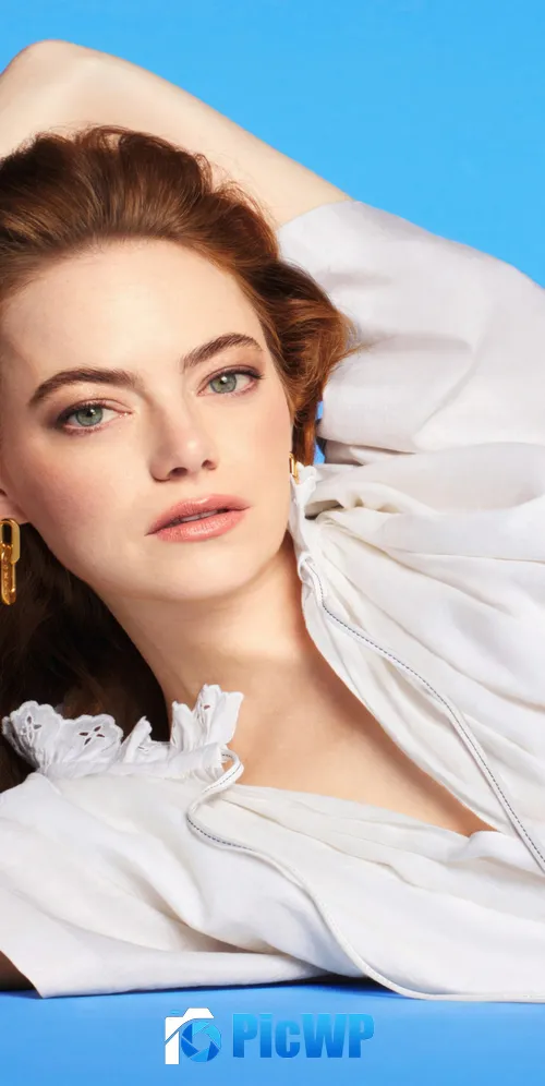 Emma Stone Photoshoot 3K Mobile Wallpaper