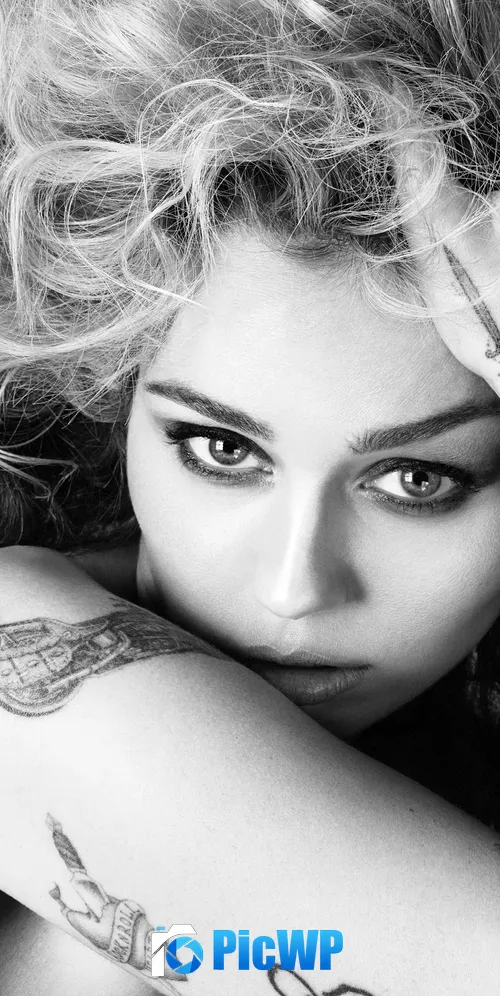 Miley Cyrus British Vogue Photoshoot 2023 3K Mobile Wallpaper