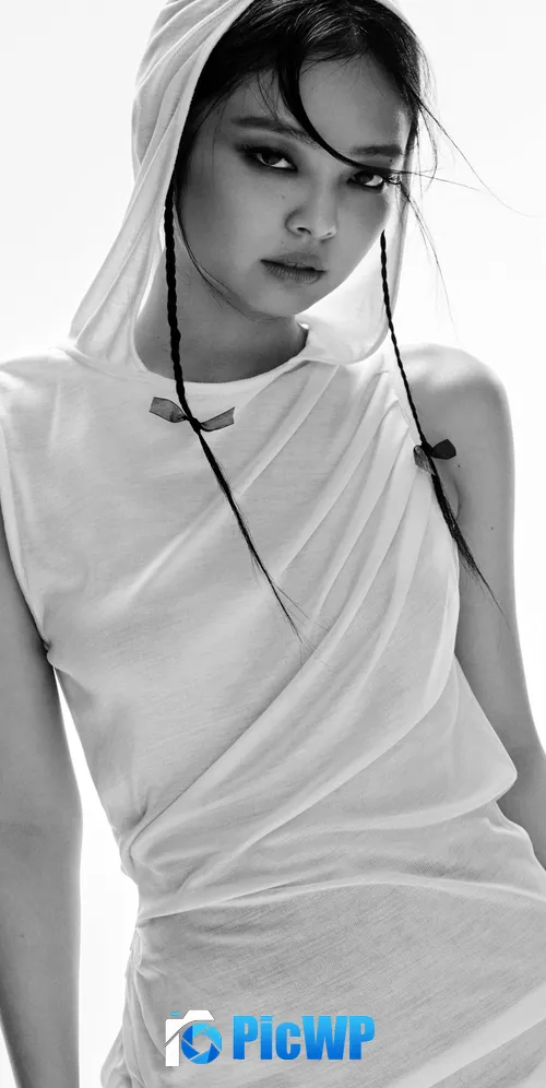 Jennie ELLE 3K Mobile Wallpaper