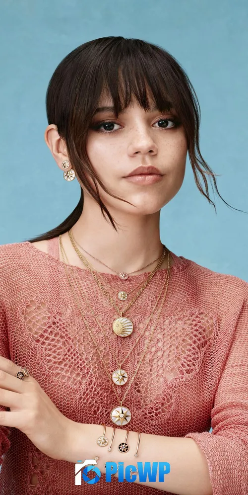 Jenna Ortega 3K Mobile Wallpaper
