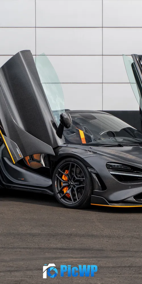 TopCar McLaren 765LT Spider Carbon Edition 2023 3K Mobile Wallpaper