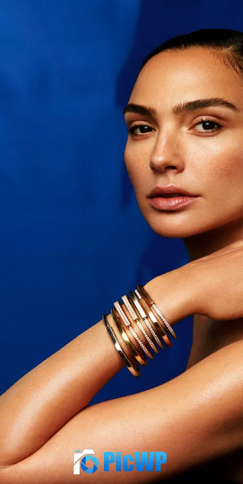 Gal Gadot Vogue 2023 3K Mobile Wallpaper