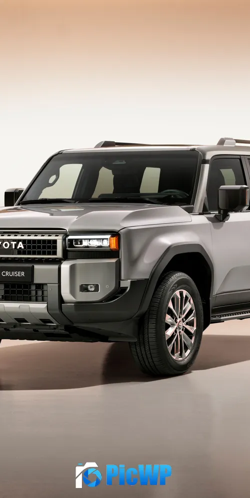 Toyota Land Cruiser 2024 3K Mobile Wallpaper