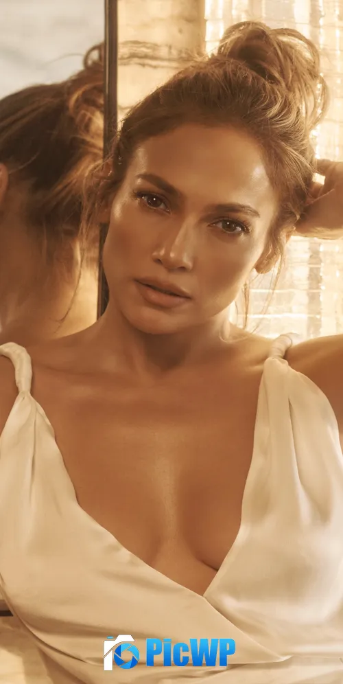 Jennifer Lopez 2023 3K Mobile Wallpaper