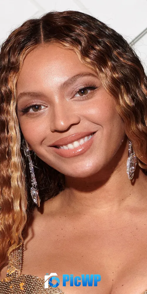 Beyonce Smile 3K Mobile Wallpaper