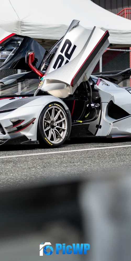 Ferrari FXX-K Evo Supercar 3K Mobile Wallpaper