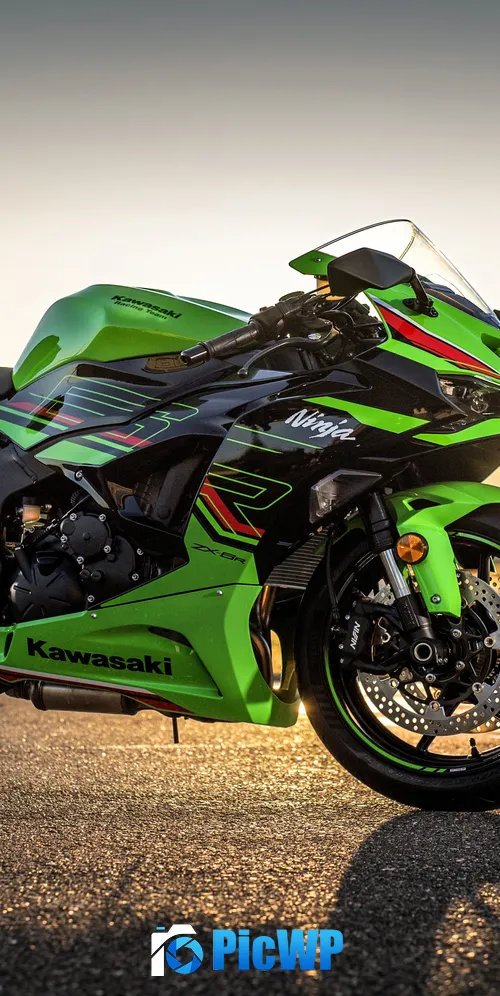 Kawasaki Ninja ZX-6R 3K Mobile Wallpaper