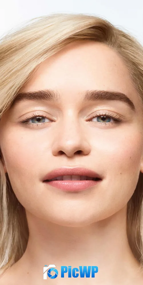 Emilia Clarke 10K 3K Mobile Wallpaper