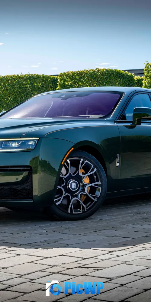 Rolls-Royce Ghost 3K Mobile Wallpaper