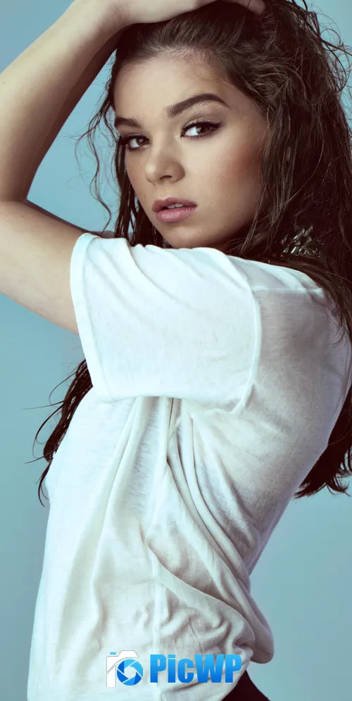Hailee Steinfeld American actress 3K Mobile Wallpaper