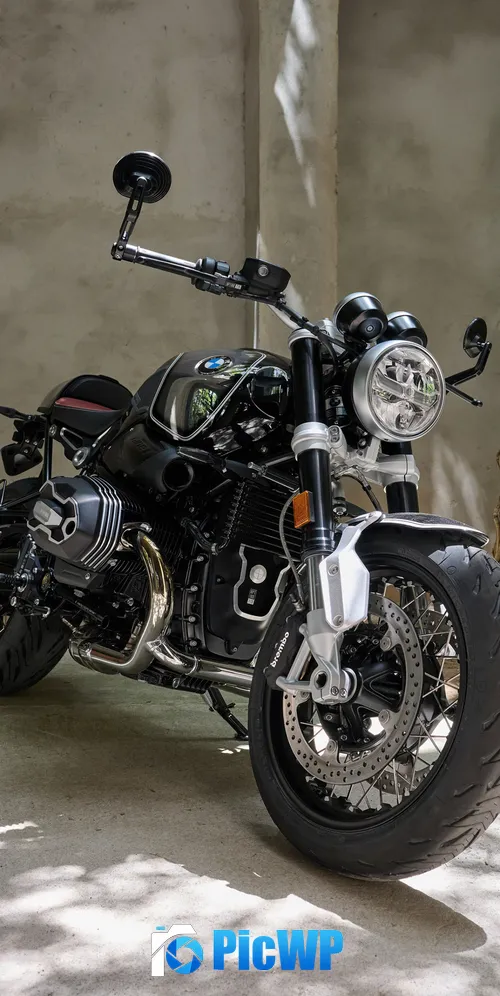 BMW R nineT Cafe racer 3K Mobile Wallpaper