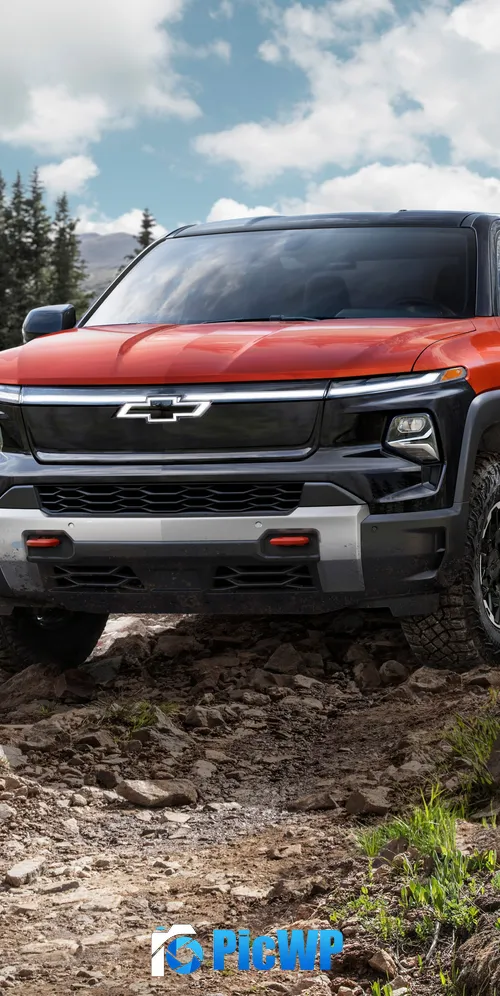 Chevrolet Silverado EV Trail Boss Crew Cab 3K Mobile Wallpaper