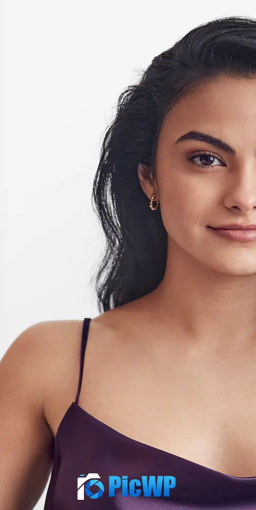 Camila Mendes 3K Mobile Wallpaper