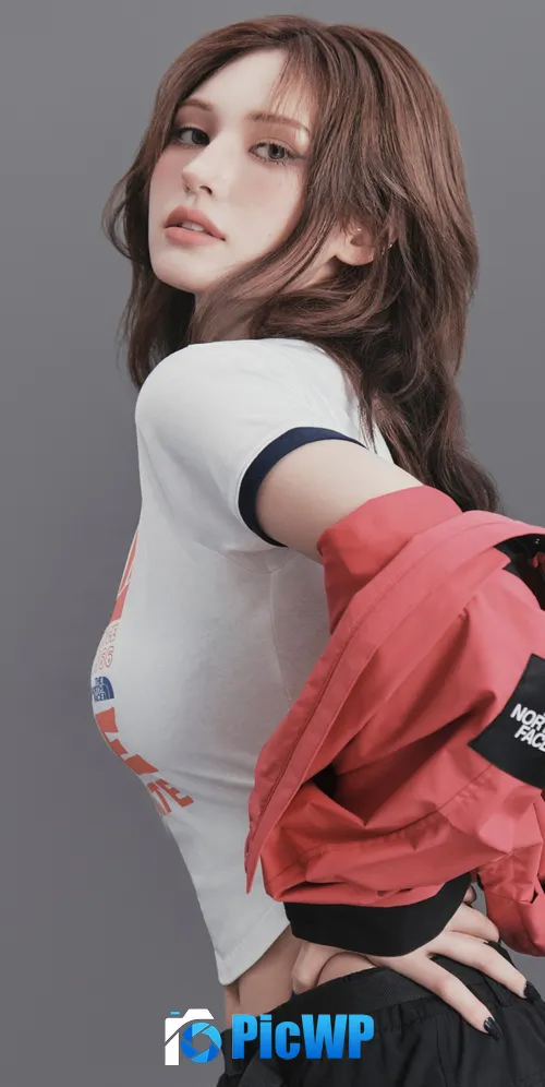 Jeon Somi Grey background 3K Mobile Wallpaper
