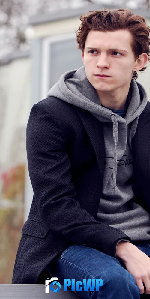 Tom Holland English actor 3K Mobile Wallpaper