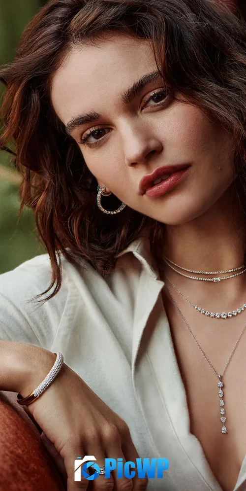 Lily James 3K Mobile Wallpaper