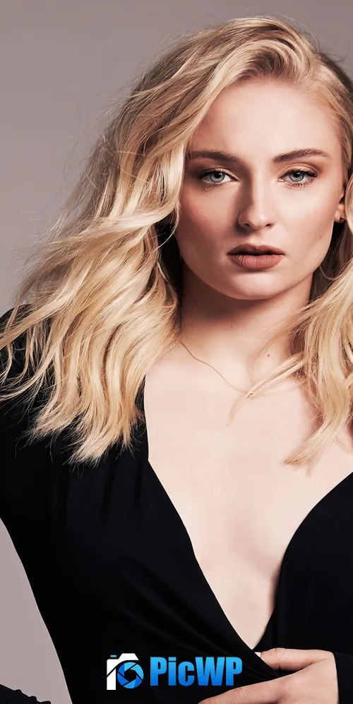 Sophie Turner Gorgeous 3K Mobile Wallpaper