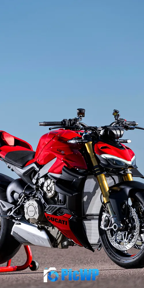 Ducati Streetfighter V4 S Race track 3K Mobile Wallpaper