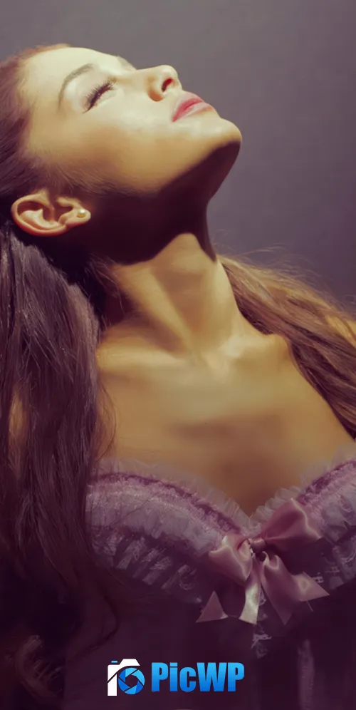Ariana Grande Honeymoon Avenue 3K Mobile Wallpaper