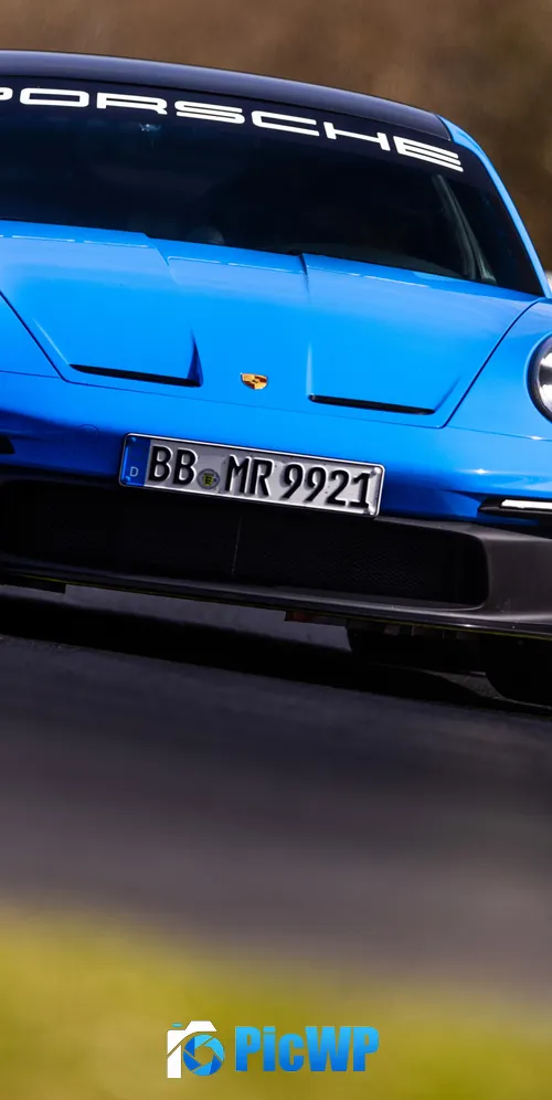 Porsche 911 GT3 Race track 3K Mobile Wallpaper