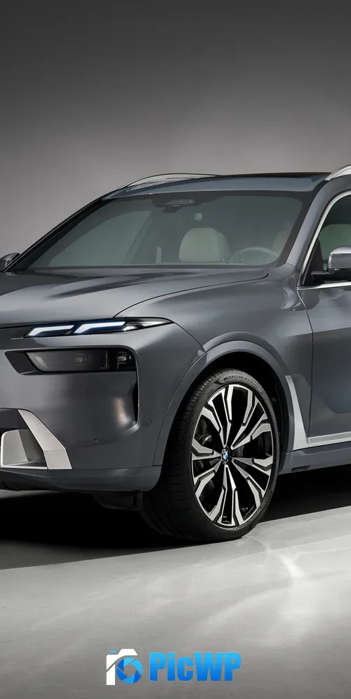 BMW X7 xDrive40i Luxury SUV 3K Mobile Wallpaper