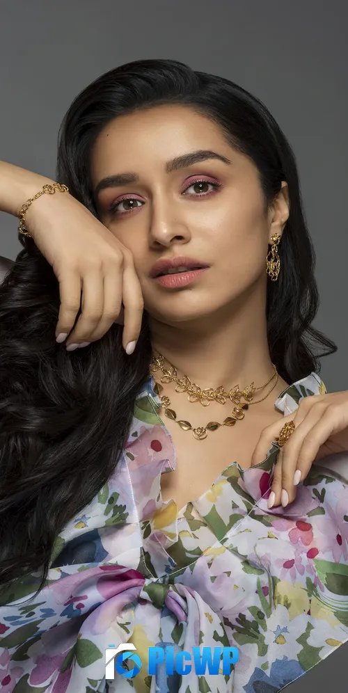 Shraddha Kapoor Indian actress 3K Mobile Wallpaper