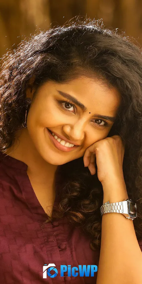 Anupama Parameswaran Indian actress 3K Mobile Wallpaper