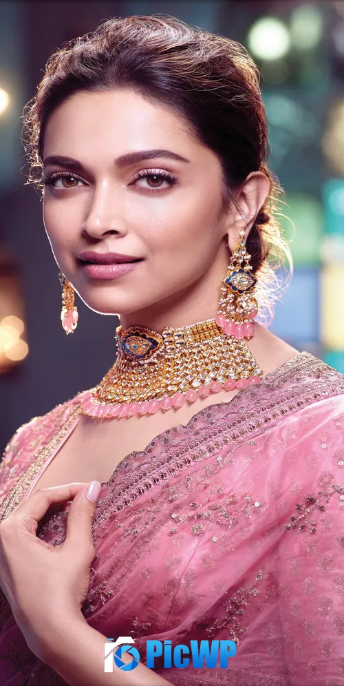 Deepika Padukone Jewellery 3K Mobile Wallpaper