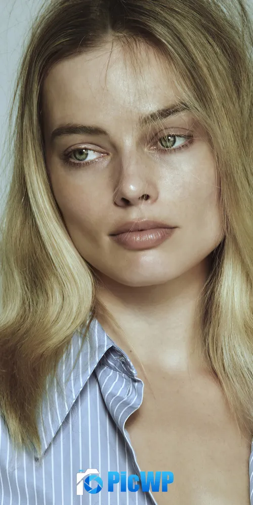 Margot Robbie Portrait 3K Mobile Wallpaper