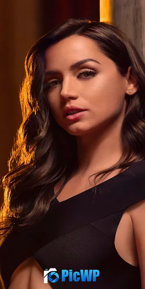Ana de Armas No Time to Die 3K Mobile Wallpaper