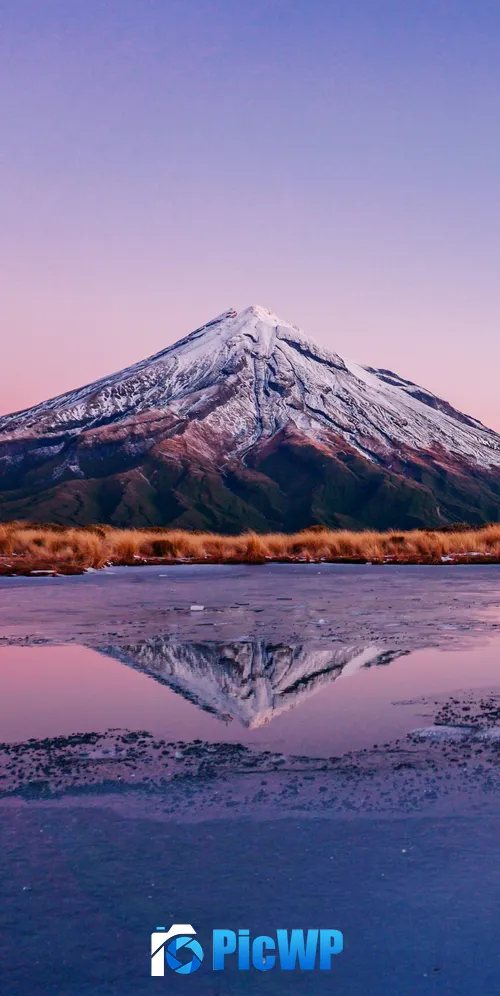Mount Taranaki New Zealand 3K Mobile Wallpaper