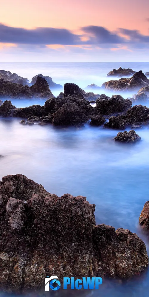 Rocky shore Seascape 3K Mobile Wallpaper