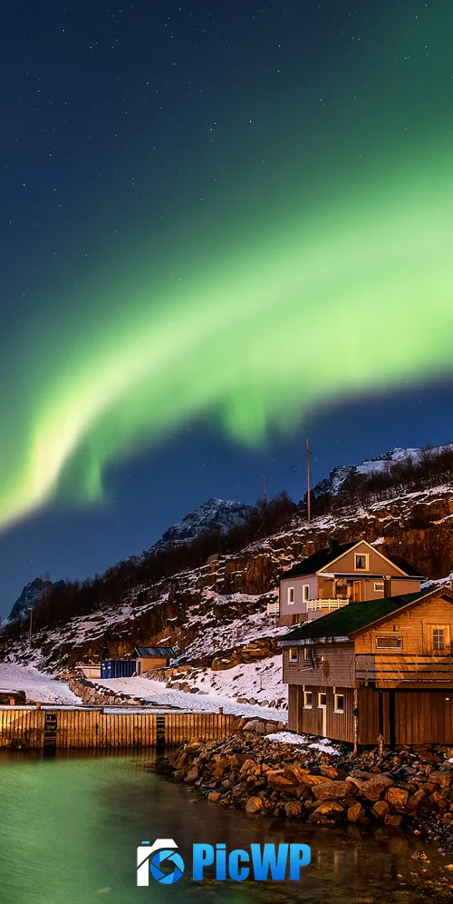 Aurora Borealis Norway 3K Mobile Wallpaper