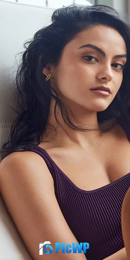 Camila Mendes Actress 3K Mobile Wallpaper