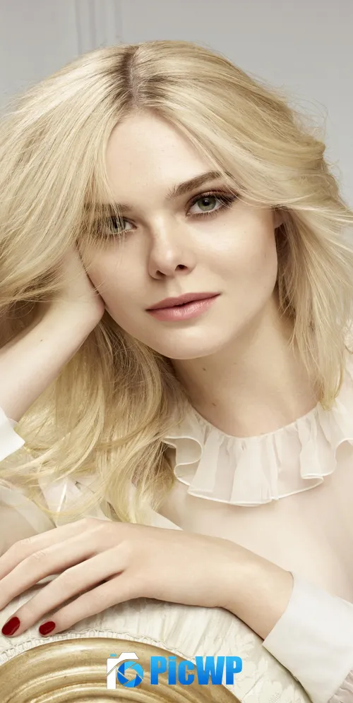 Elle Fanning American actress 3K Mobile Wallpaper