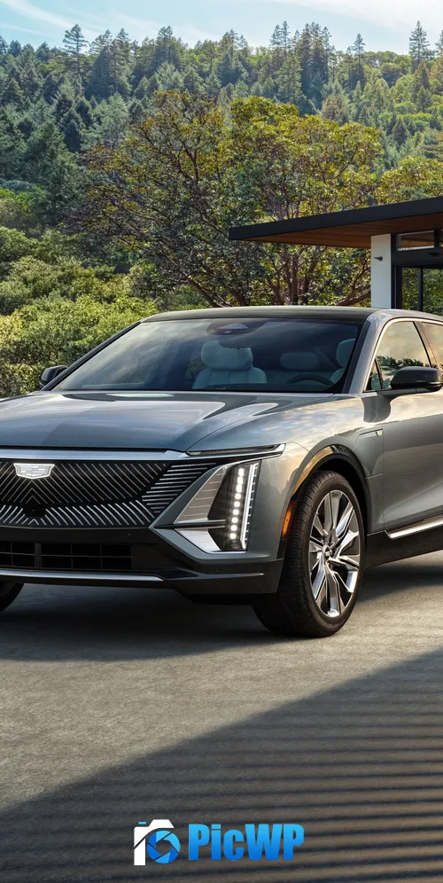 Cadillac Lyriq Electric crossover 3K Mobile Wallpaper